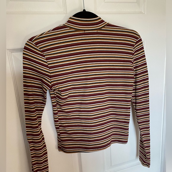 Striped Turtleneck Crop Top Long Sleeve - Picture 3 of 4